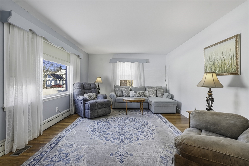 14 Lawrence Street Milford, MA 01757 - Photo 15 of 38