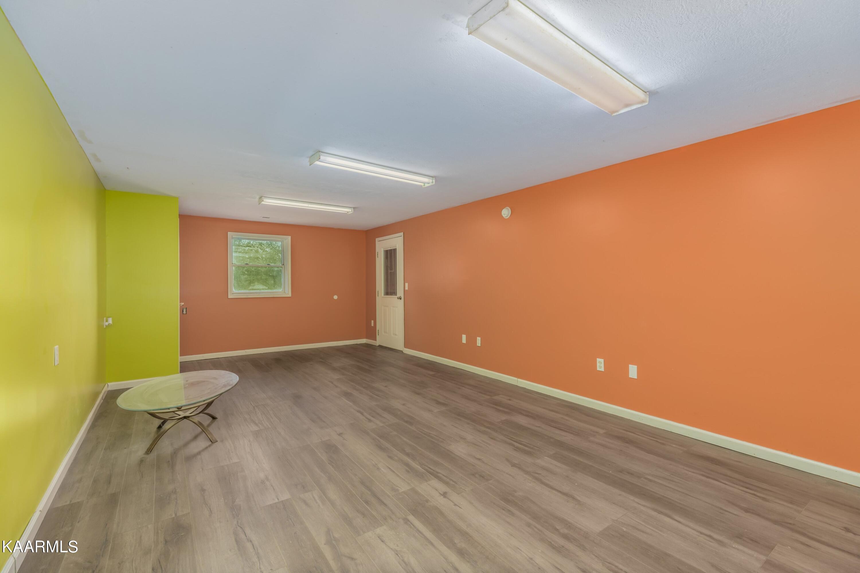 342 Rutherford Drive New Tazewell, TN 37825 - Photo 17 of 36 Interior-16.jpg-SMALL