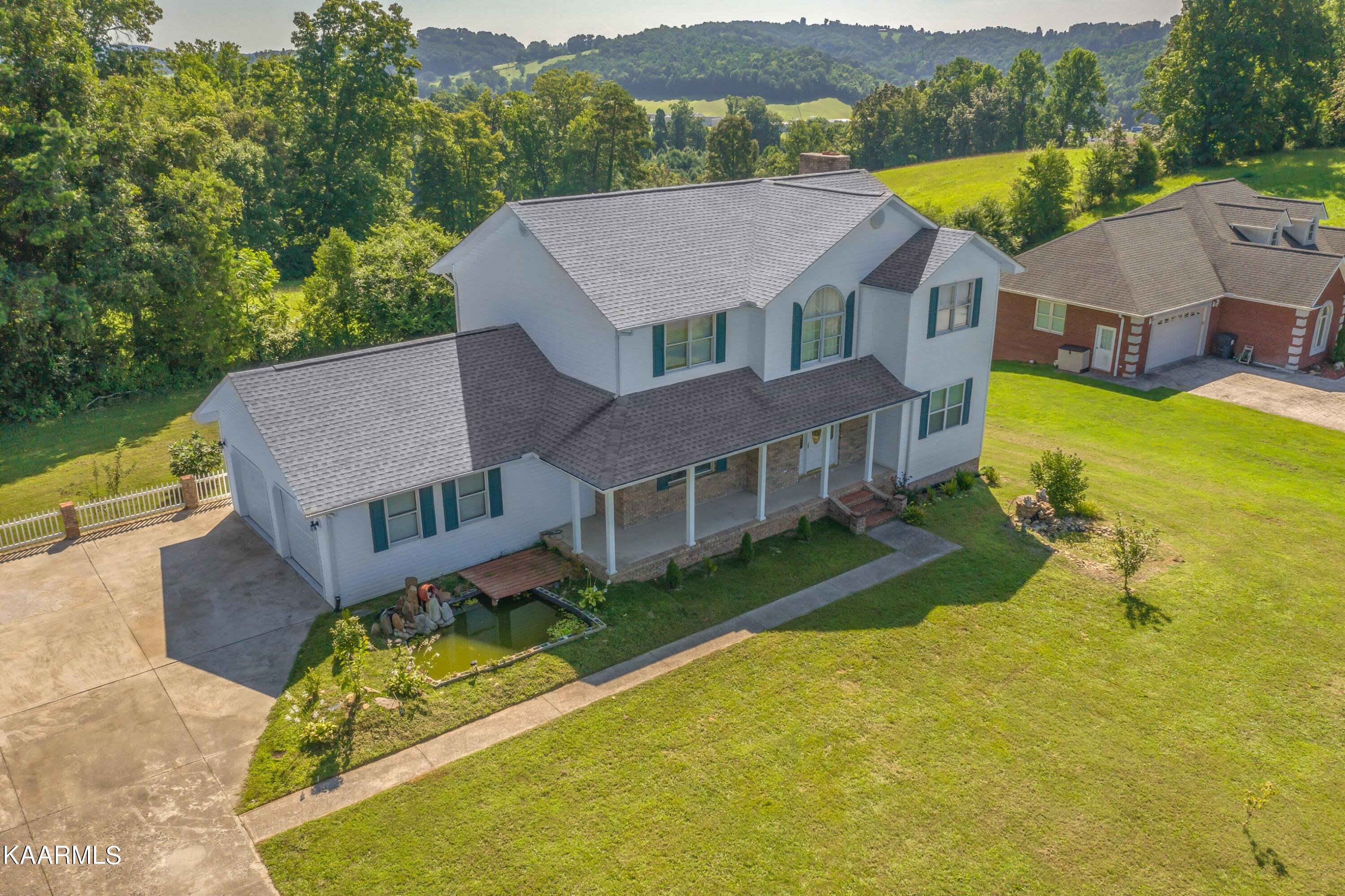 342 Rutherford Drive New Tazewell, TN 37825 - Photo 2 of 36 Property-11.jpg-SMALL