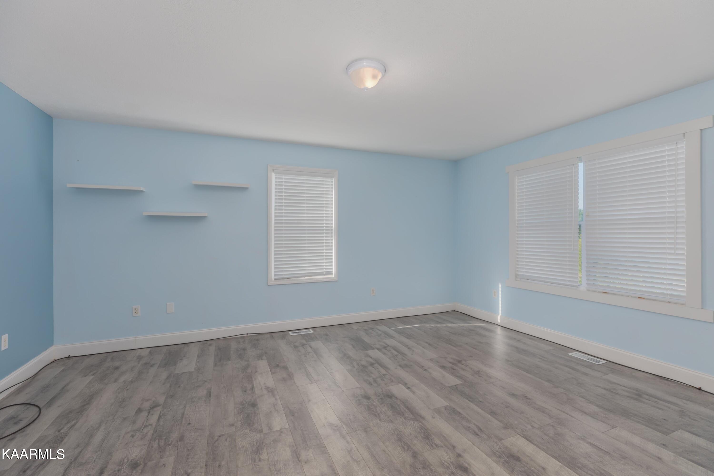 342 Rutherford Drive New Tazewell, TN 37825 - Photo 7 of 36 Interior-2.jpg-SMALL
