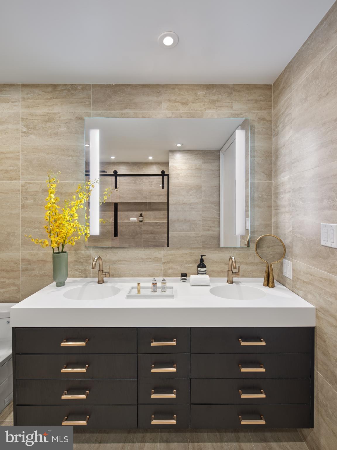 1401 Spruce Street, Unit 3BED A Philadelphia, PA 19102 - Photo 10 of 14