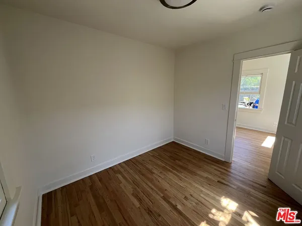 $3,250 | 424 North Venice Boulevard, Unit B, Venice, CA 90291