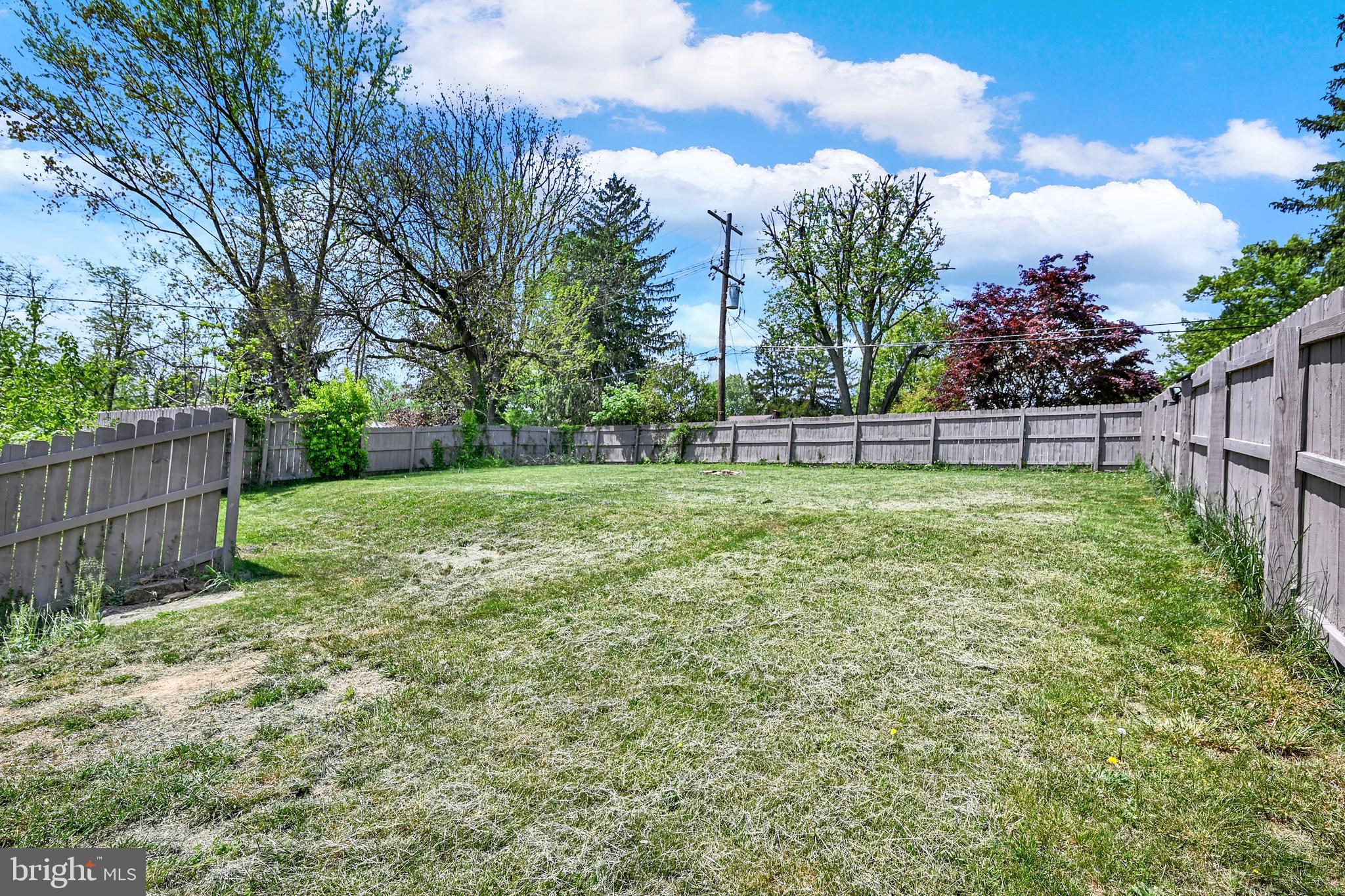 417 Corbin Road York, PA 17403 - Photo 10 of 34 Rear yard.