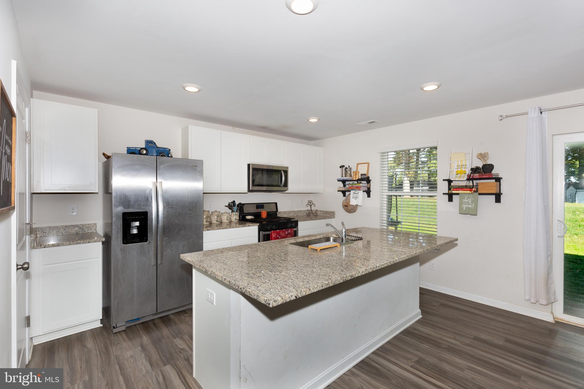6072 Deborah Drive Spring Grove, PA 17362 - Photo 7 of 55 Gallery Image 7