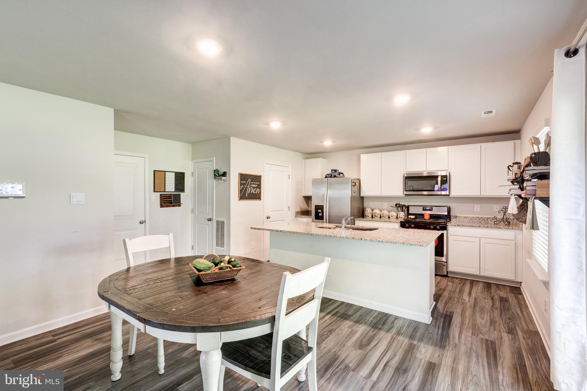 6072 Deborah Drive Spring Grove, PA 17362 - Photo 8 of 55 Gallery Image 8