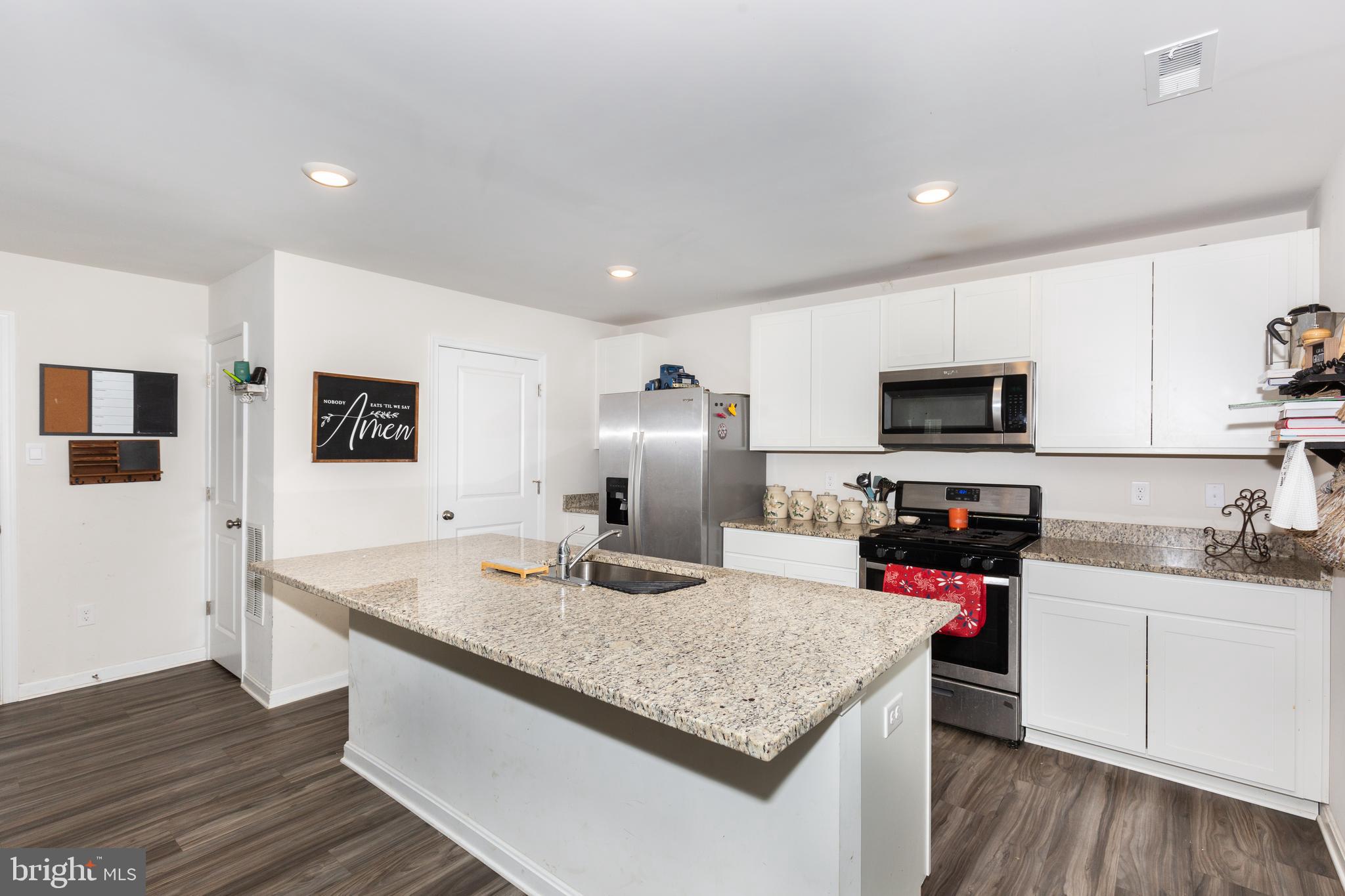 6072 Deborah Drive Spring Grove, PA 17362 - Photo 9 of 55 Gallery Image 9