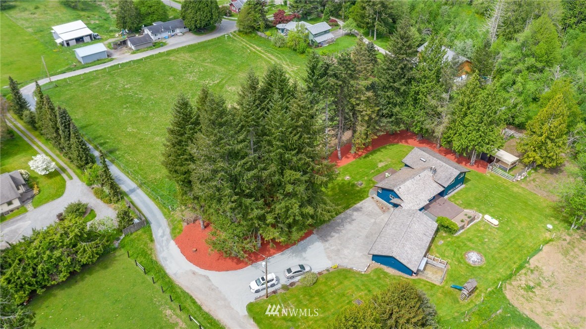 4086 Linnell Road Deming, WA 98244 - Photo 2 of 38 an aerial view of a house