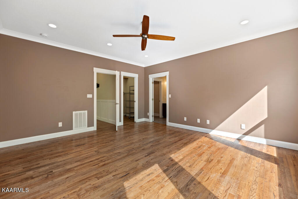 545 Bush Road Clinton, TN 37716 - Photo 23 of 56 Owners Bedroom