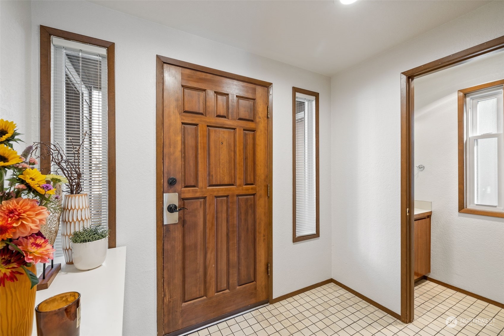 7512 218th Street Southwest, Unit 7 Edmonds, WA 98026 - Photo 4 of 32 Gallery Image 4