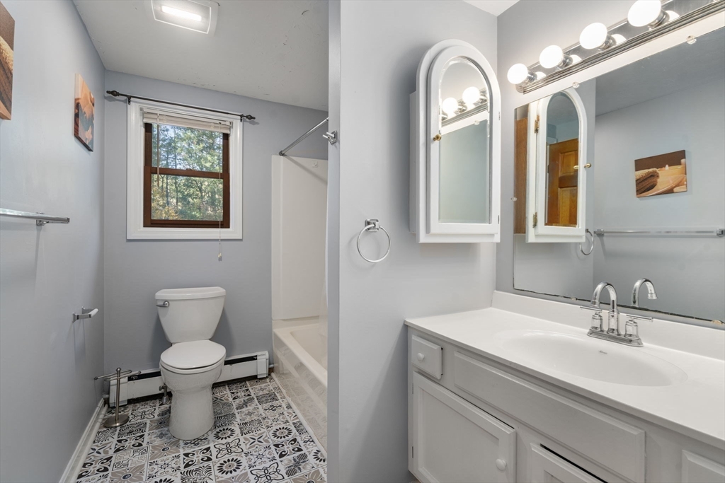 57 Coughlin Road Oxford, MA 01537 - Photo 17 of 41 Gallery Image 17
