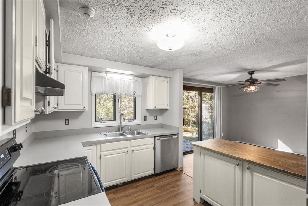 57 Coughlin Road Oxford, MA 01537 - Photo 31 of 41 Gallery Image 31