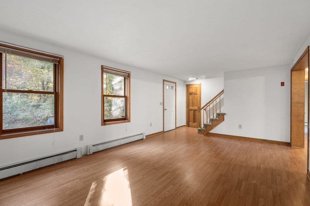 57 Coughlin Road Oxford, MA 01537 - Photo 5 of 41 Gallery Image 5