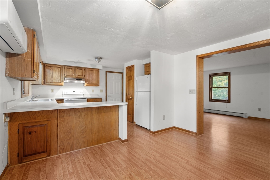 57 Coughlin Road Oxford, MA 01537 - Photo 6 of 41 Gallery Image 6