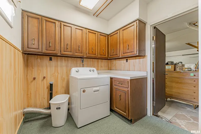 $319,900 | 9320 Dawson Lane, Riverton, IL 62561