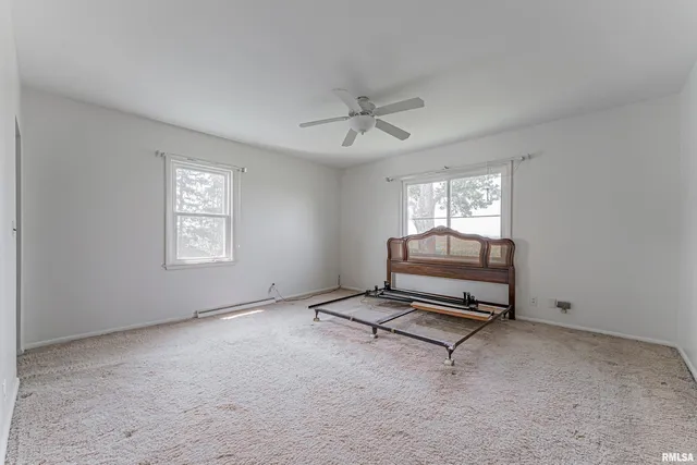 $319,900 | 9320 Dawson Lane, Riverton, IL 62561