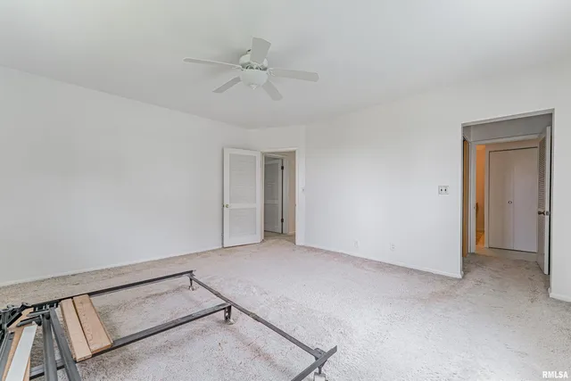 $319,900 | 9320 Dawson Lane, Riverton, IL 62561