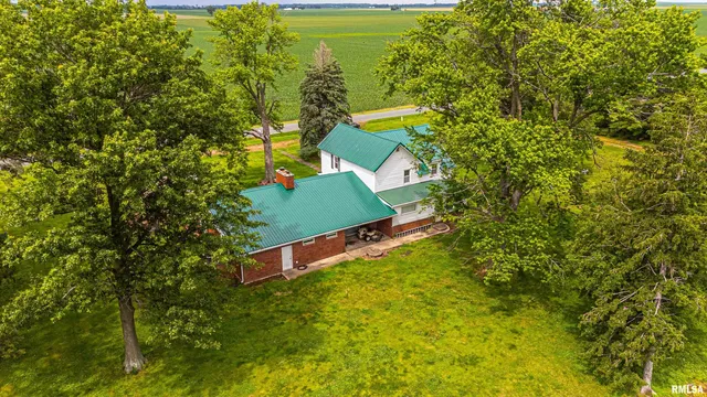 $319,900 | 9320 Dawson Lane, Riverton, IL 62561