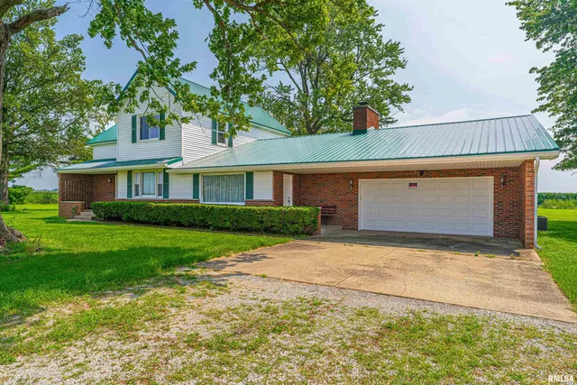 $319,900 | 9320 Dawson Lane, Riverton, IL 62561