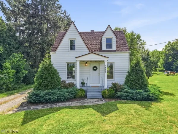 $159,900 | 7605 Macedonia Road, Bedford, OH 44146
