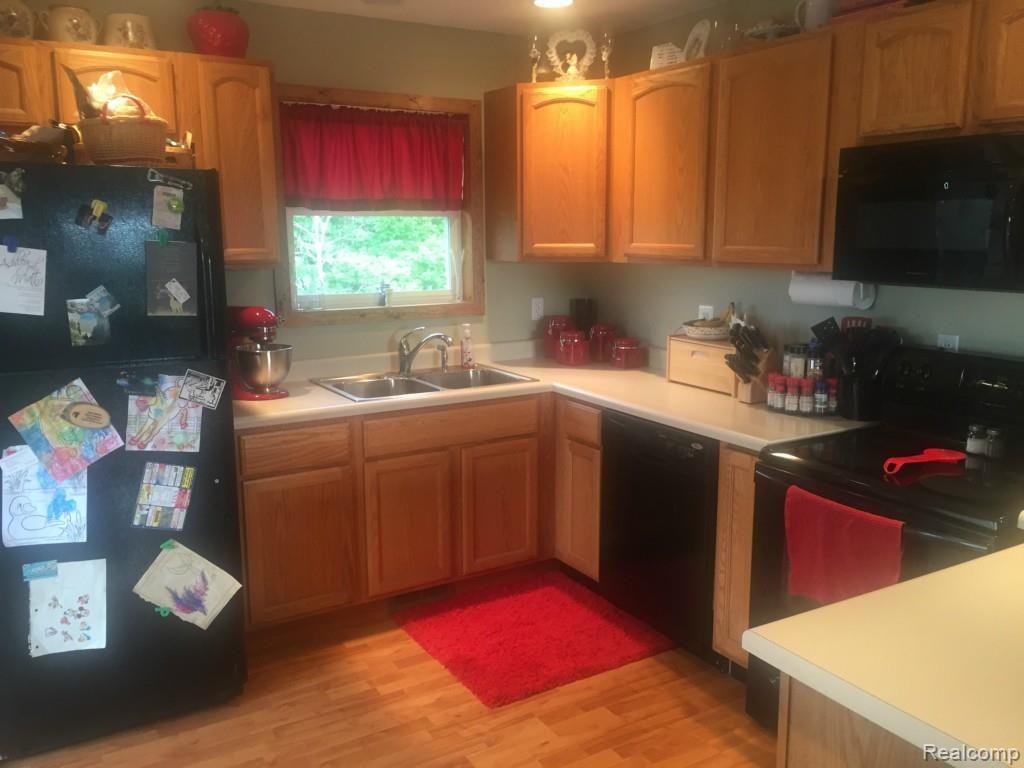 8562 Fisher Road Yale, MI 48097 - Photo 23 of 39 IMG_4736.jpg