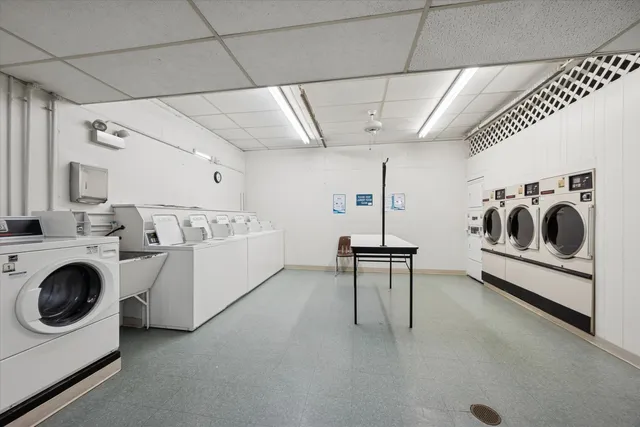 $220,000 | 1041 West Ogden Avenue, Unit 320, Naperville, IL 60563