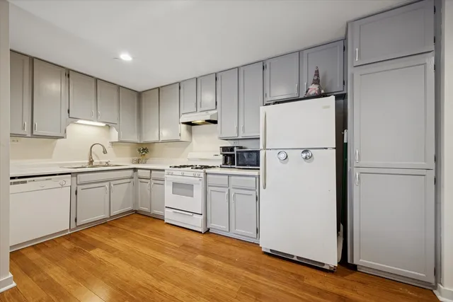 $220,000 | 1041 West Ogden Avenue, Unit 320, Naperville, IL 60563