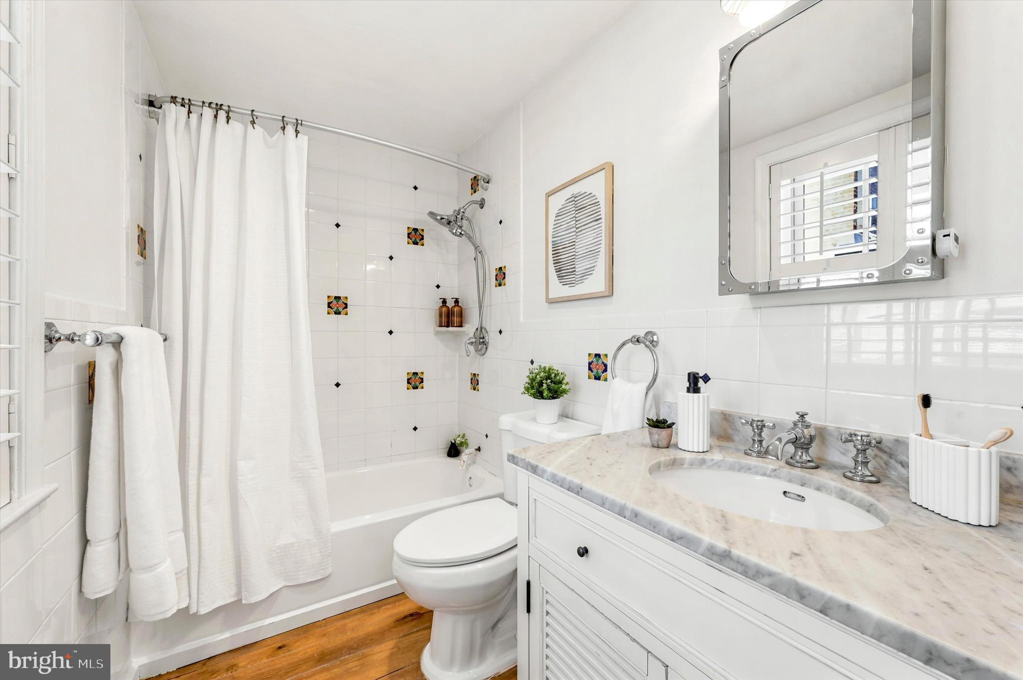 328 Spruce Street, Unit 5 Philadelphia, PA 19106 - Photo 19 of 26