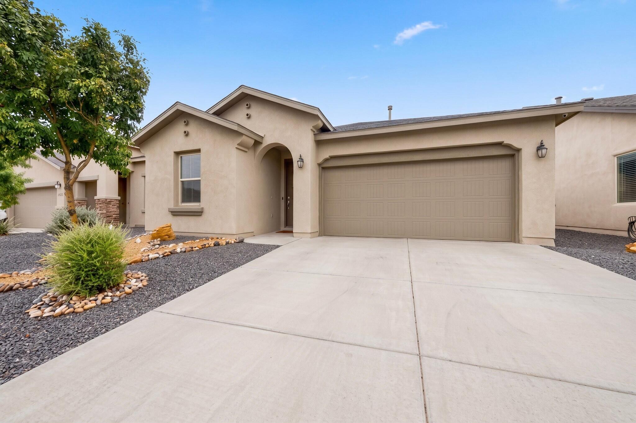 4340 Golden Eagle Loop Northeast Rio Rancho, NM 87144 - Photo 2 of 40 Gallery Image 2