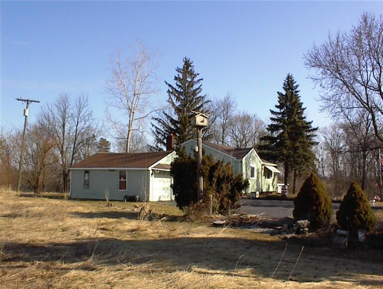 9770 Macon Road Saline, MI 48176 - Photo 3 of 13 Photo 3