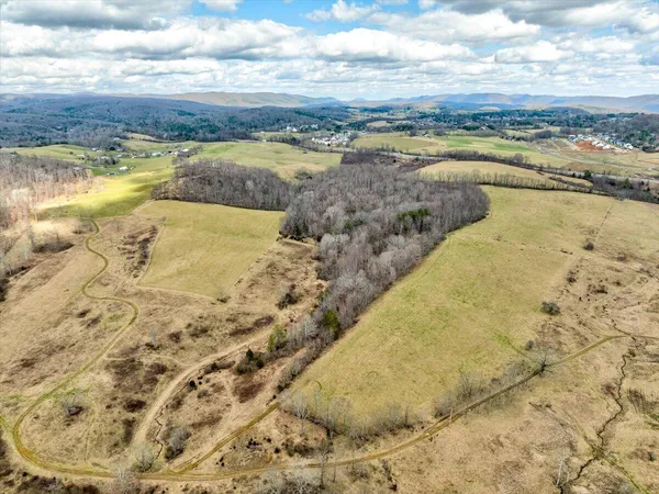 $5,300,400 | 0 Strider Road, Blacksburg, VA 24060