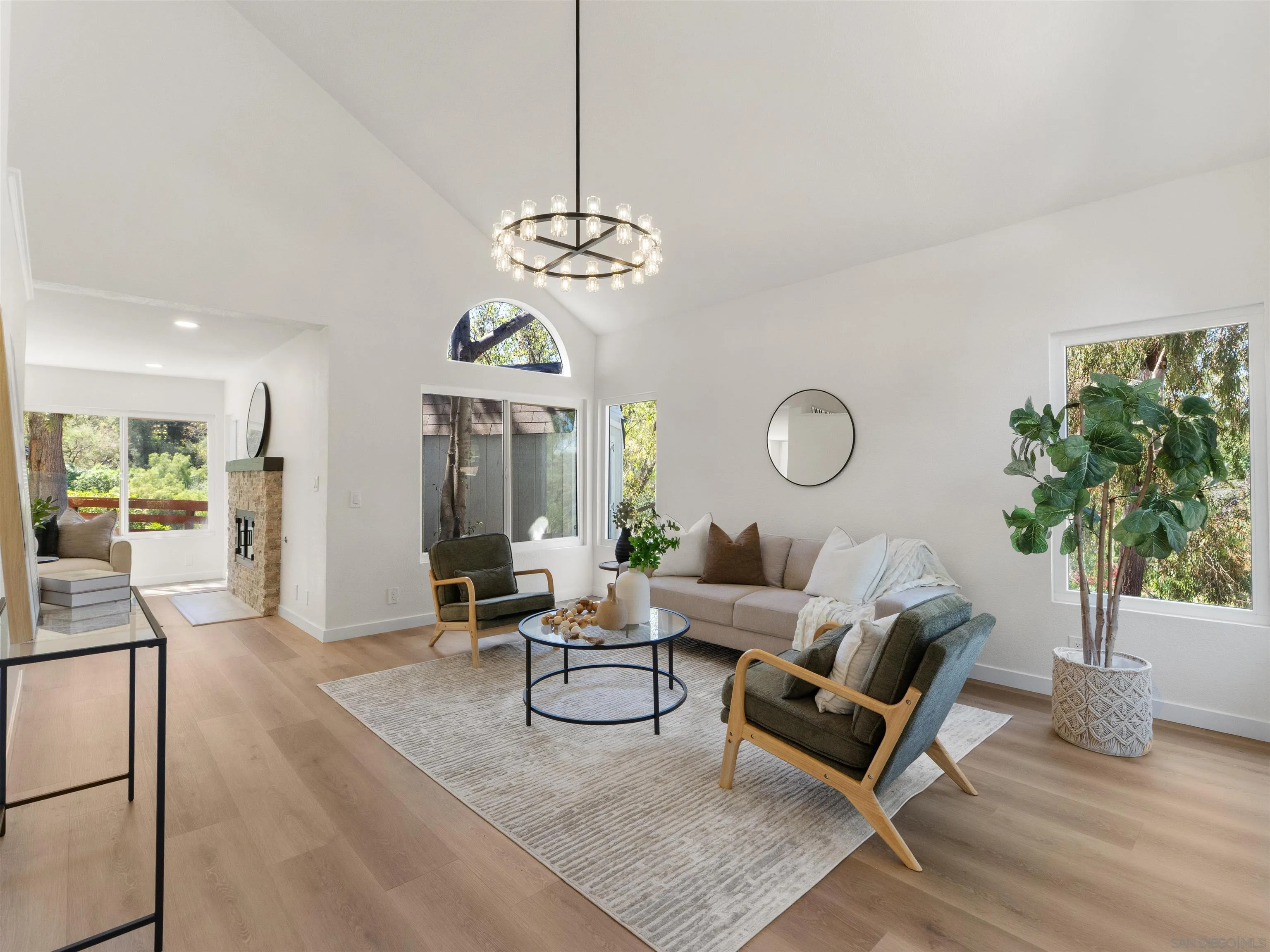 2277 Dunstan Street Oceanside, CA 92054 - Photo 7 of 40