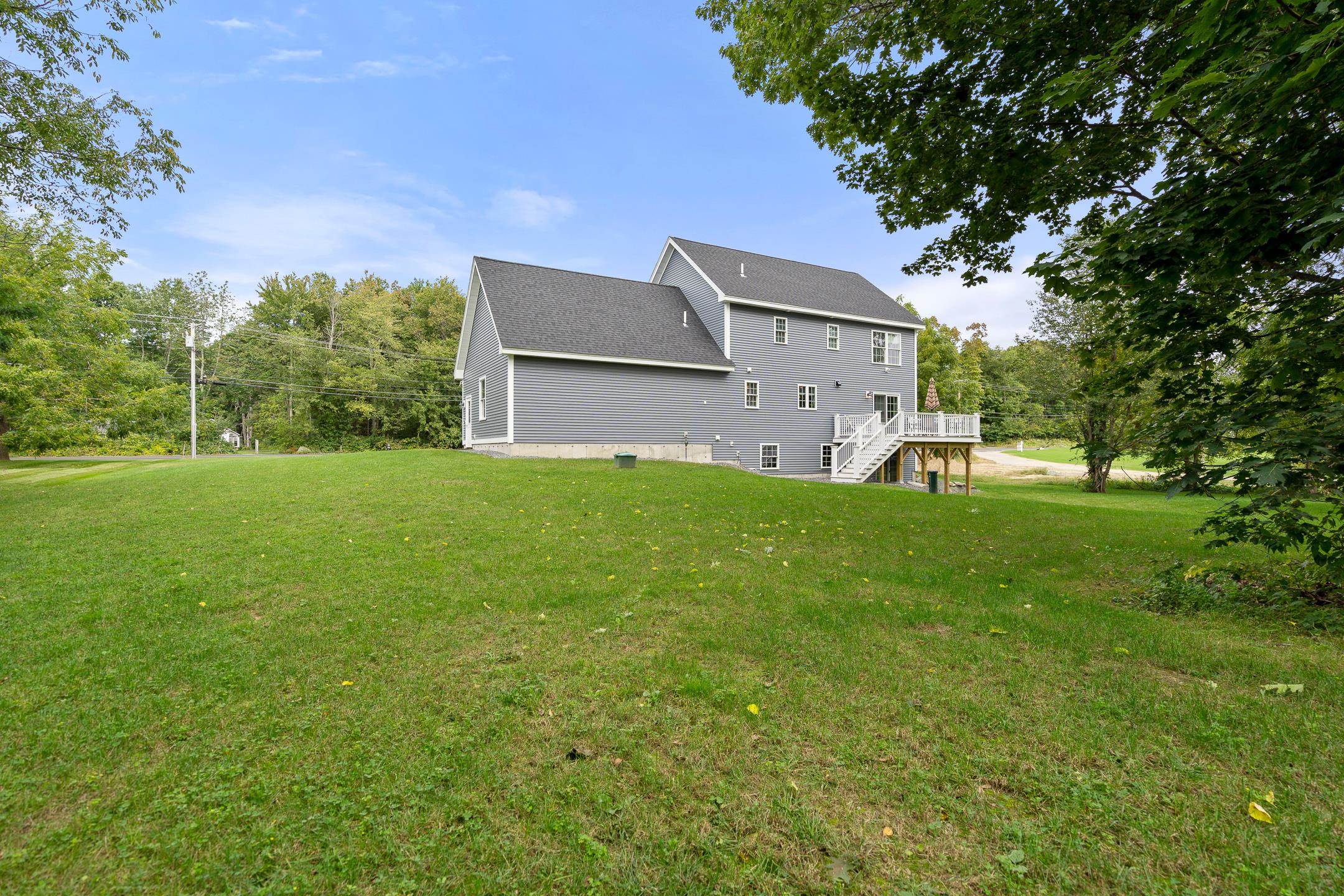 122 Kingston Road Exeter, NH 03833 - Photo 33 of 37
