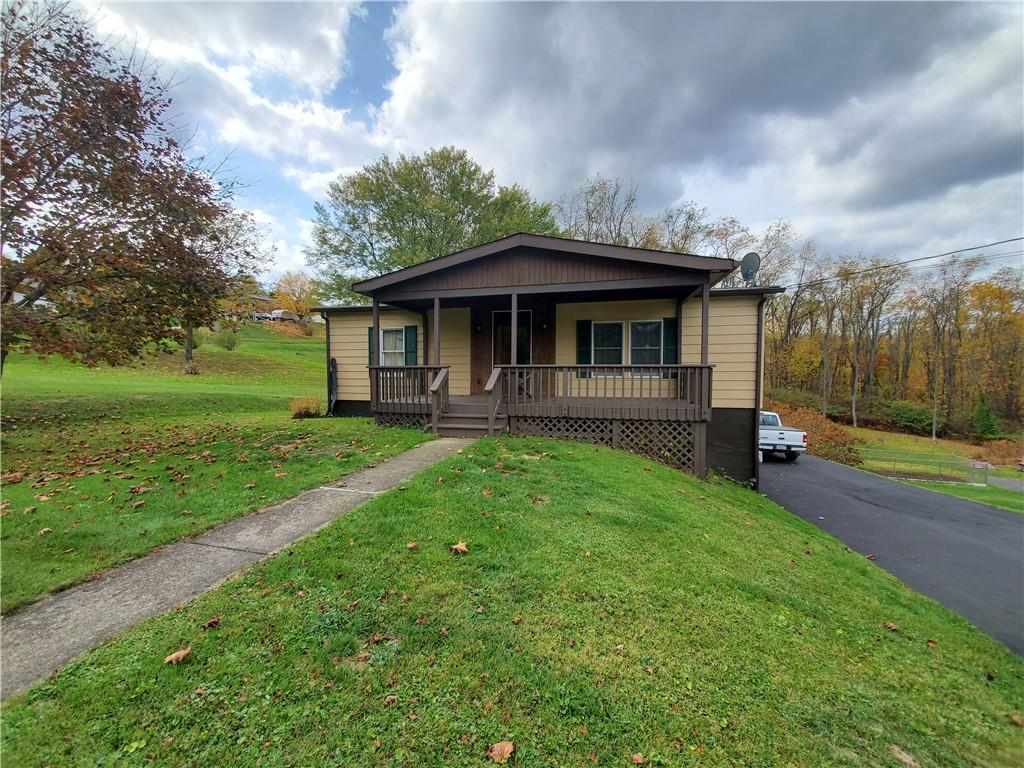 407 Lincoln Hall Road Elizabeth, PA 15037 - Photo 1 of 25 Gallery Image 1