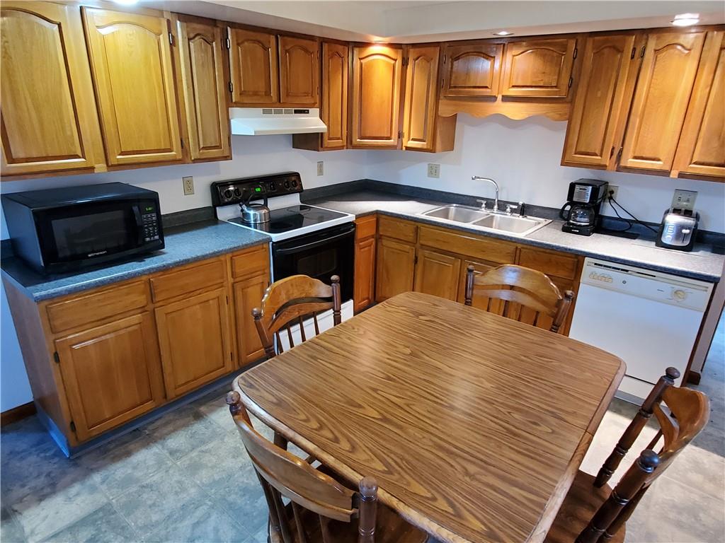 407 Lincoln Hall Road Elizabeth, PA 15037 - Photo 9 of 25 Gallery Image 9
