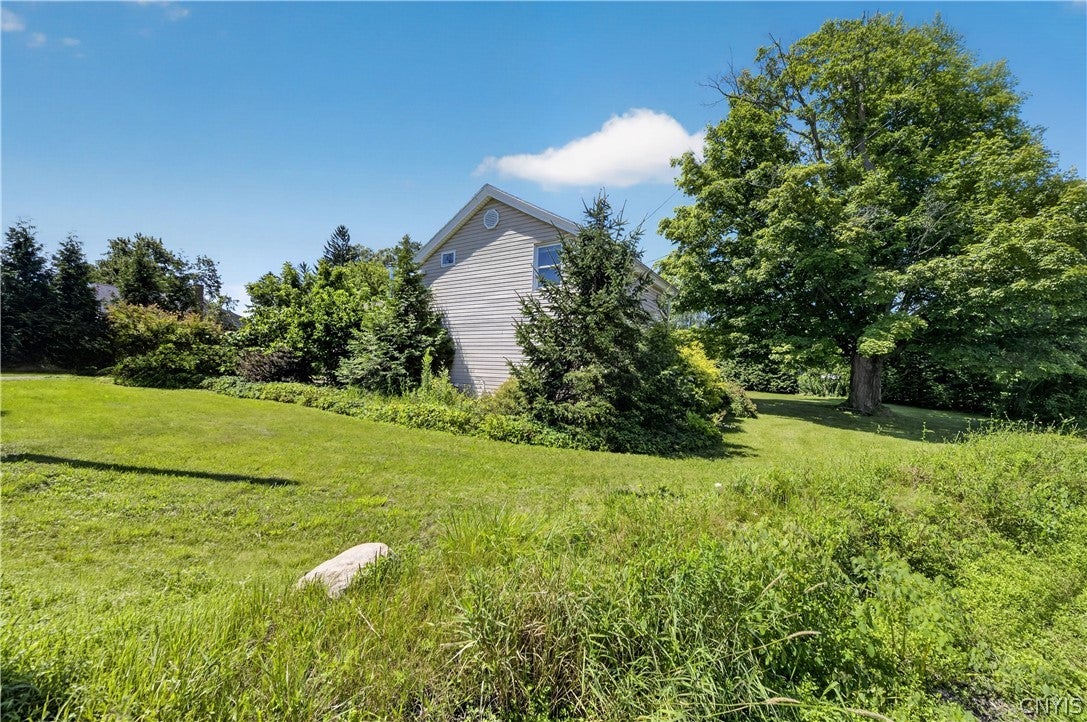 3223 Amber Road Marcellus, NY 13108 - Photo 4 of 42 Gallery Image 4