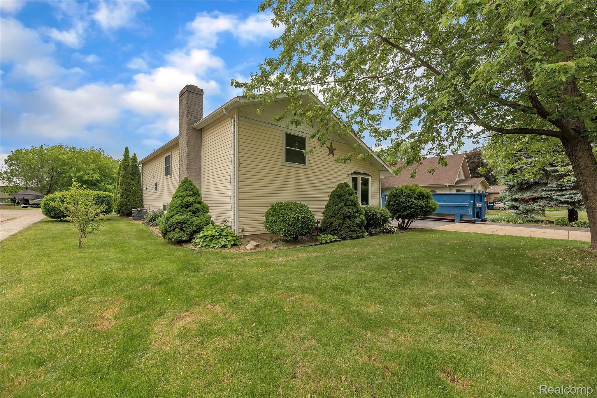 2485 Ruth Drive Fenton, MI 48430 - Photo 45 of 54 Gallery Image 45