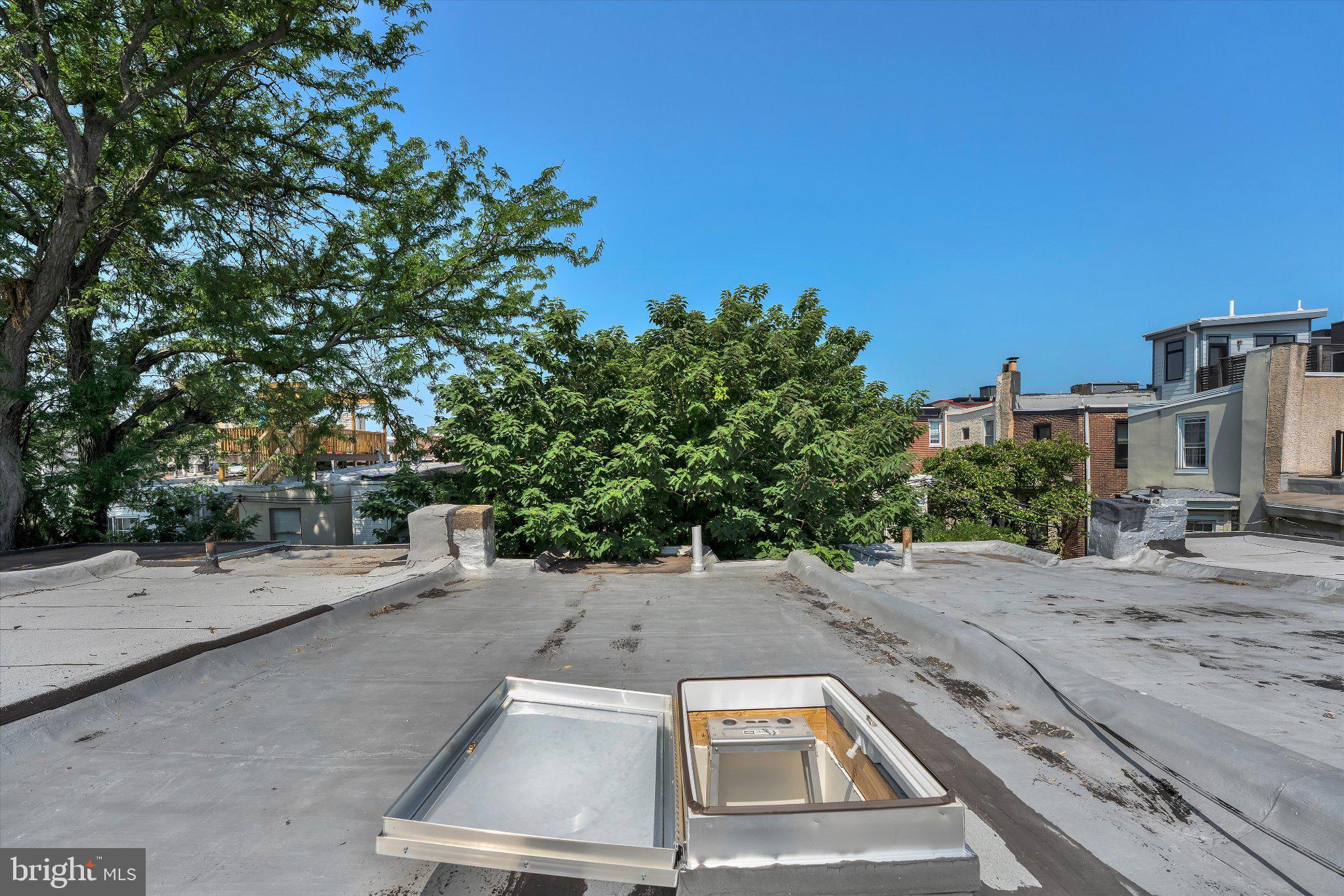 890 North Stillman Street Philadelphia, PA 19130 - Photo 25 of 28 Urban rooftop retreat with greenery.