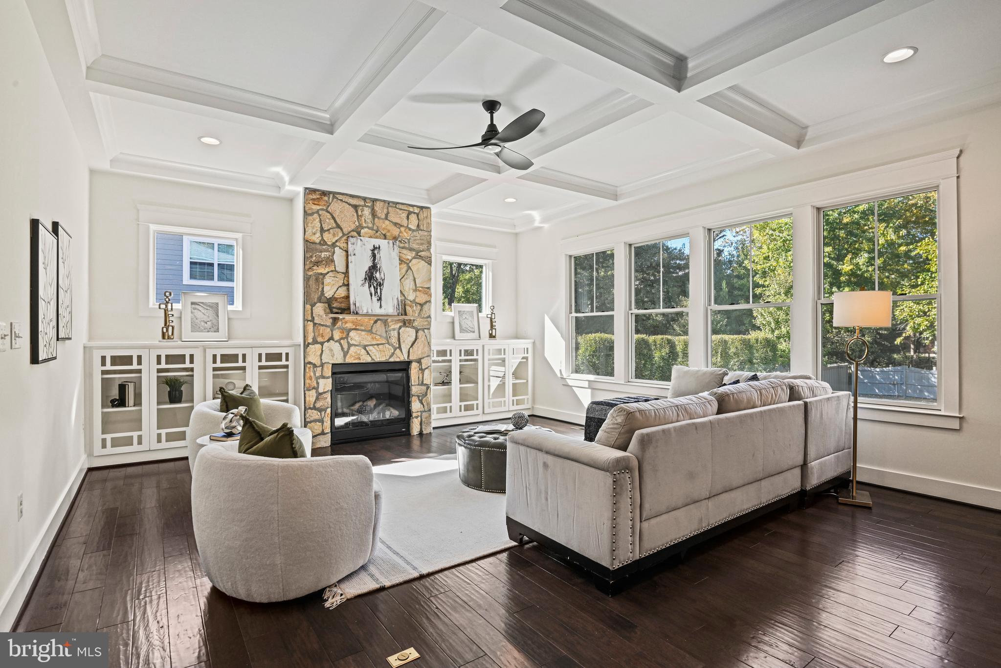 363 Court House Road Southwest Vienna, VA 22180 - Photo 13 of 64 Family Room