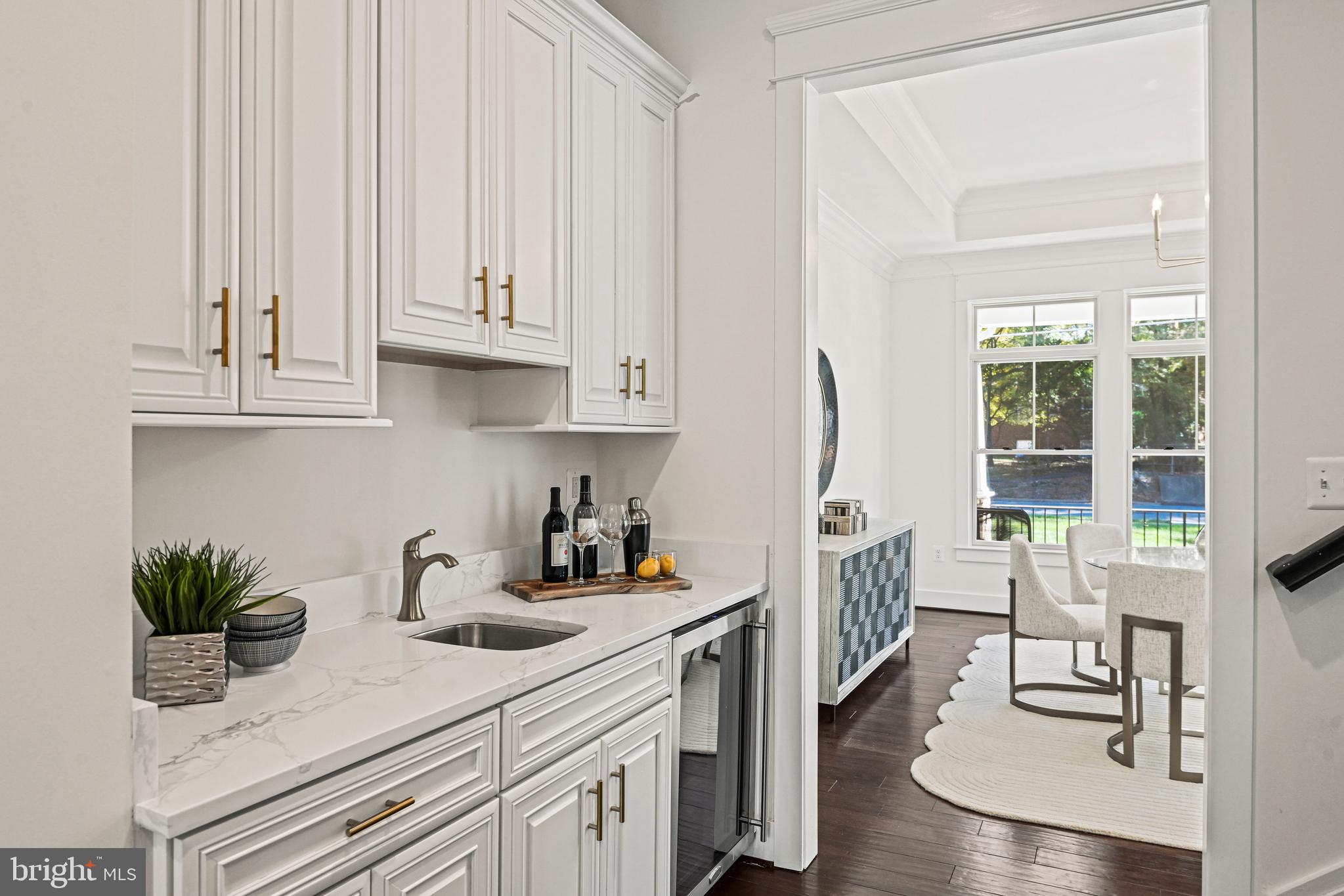 363 Court House Road Southwest Vienna, VA 22180 - Photo 23 of 64 Butlers Pantry