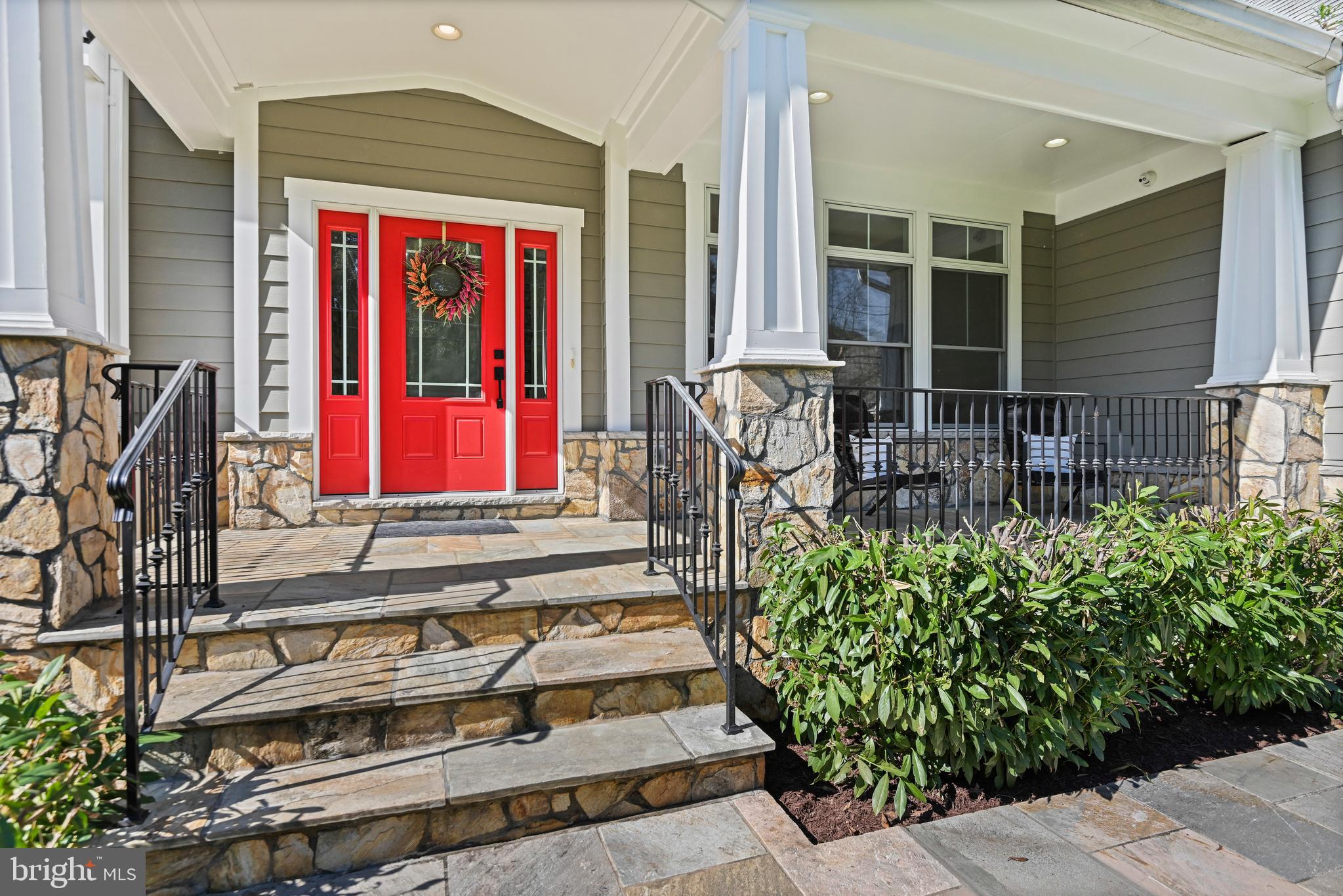 363 Court House Road Southwest Vienna, VA 22180 - Photo 3 of 64