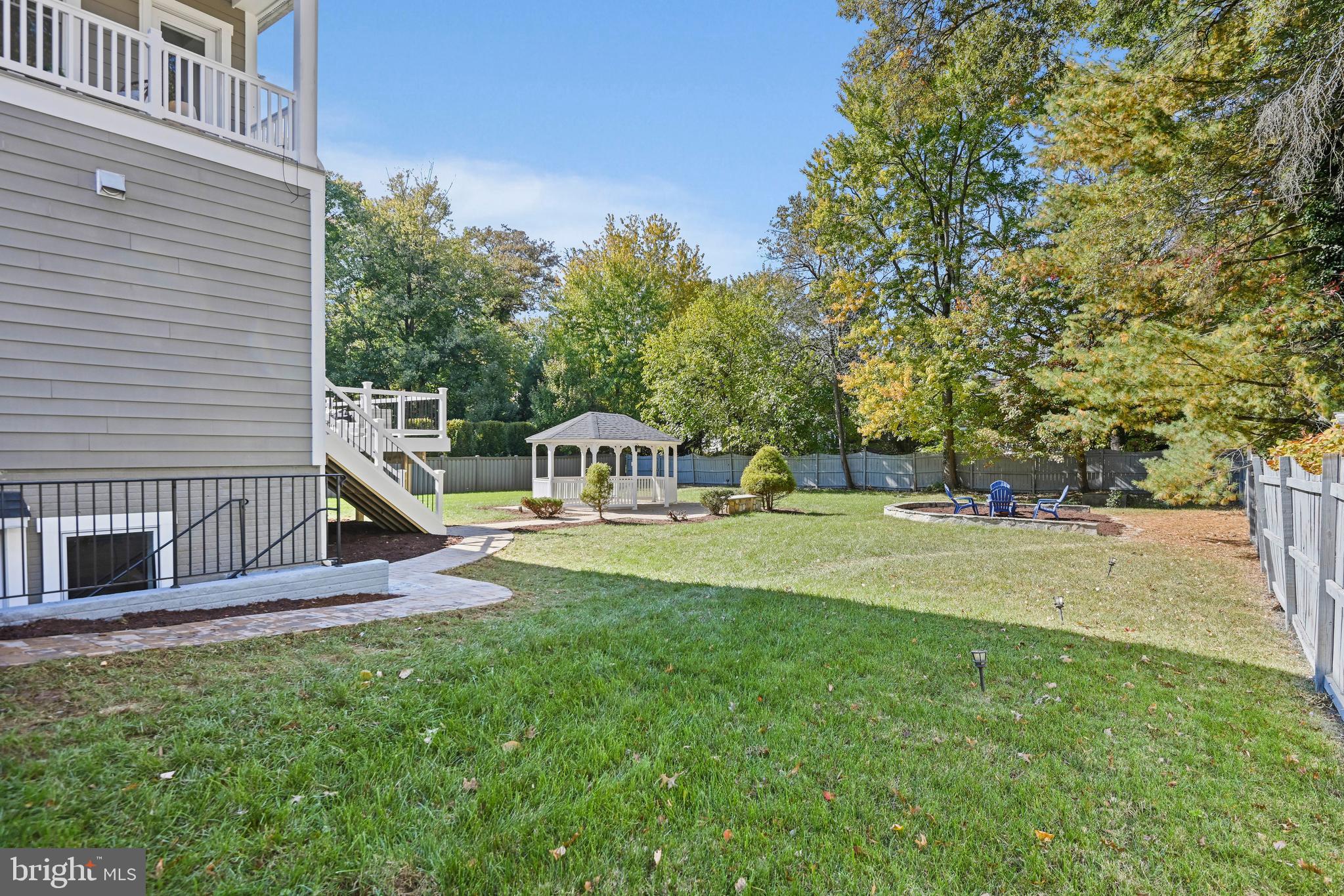 363 Court House Road Southwest Vienna, VA 22180 - Photo 57 of 64 Fully Fenced Yard