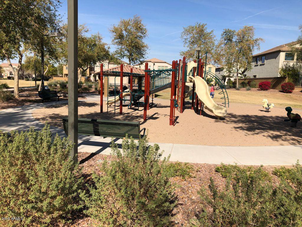 1952 West Davis Road Phoenix, AZ 85023 - Photo 20 of 20 Children's Playground