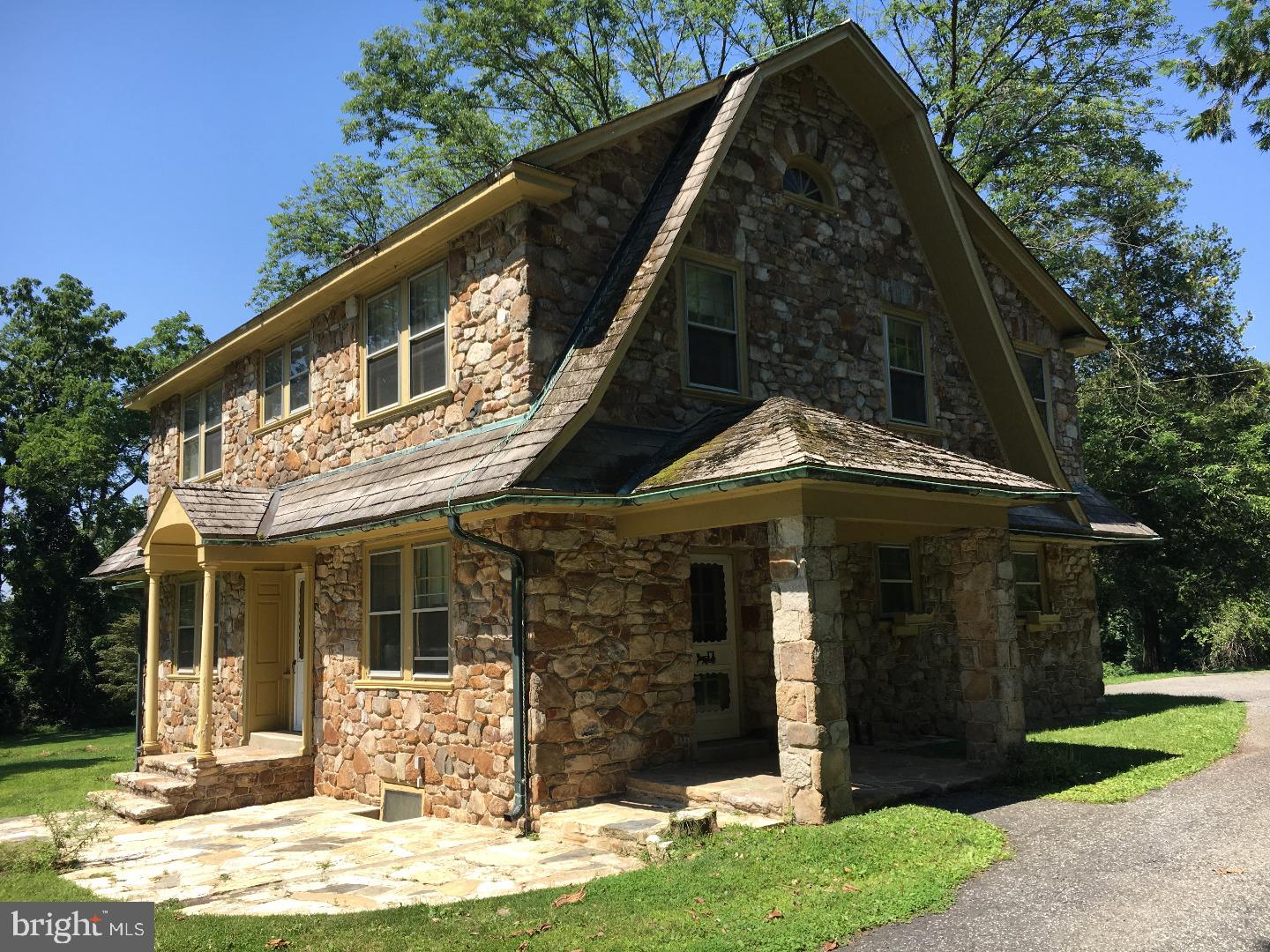 4087 Whitehorse Road Malvern, PA 19355 - Photo 2 of 22 Gallery Image 2