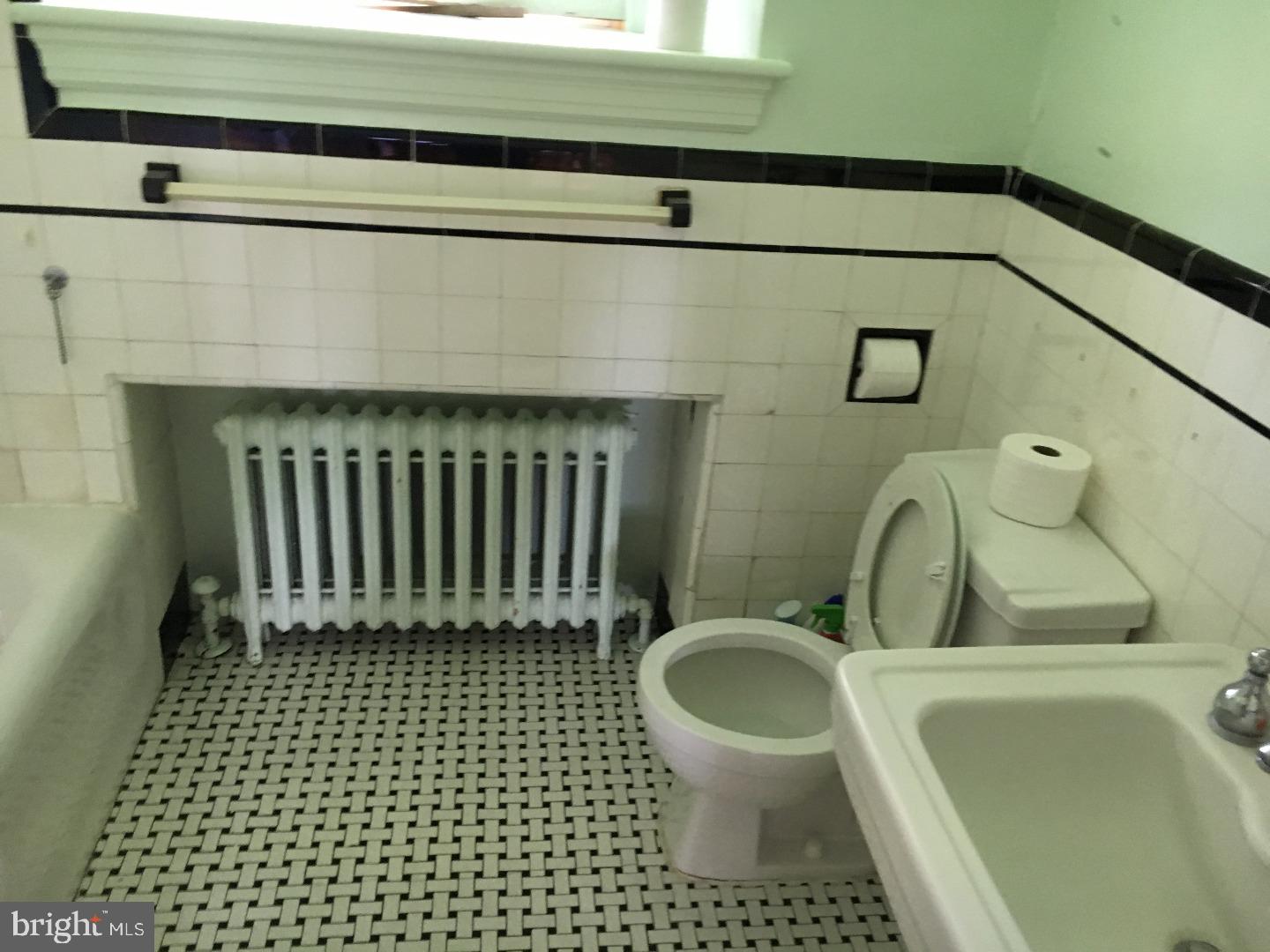 4087 Whitehorse Road Malvern, PA 19355 - Photo 17 of 22 Gallery Image 17