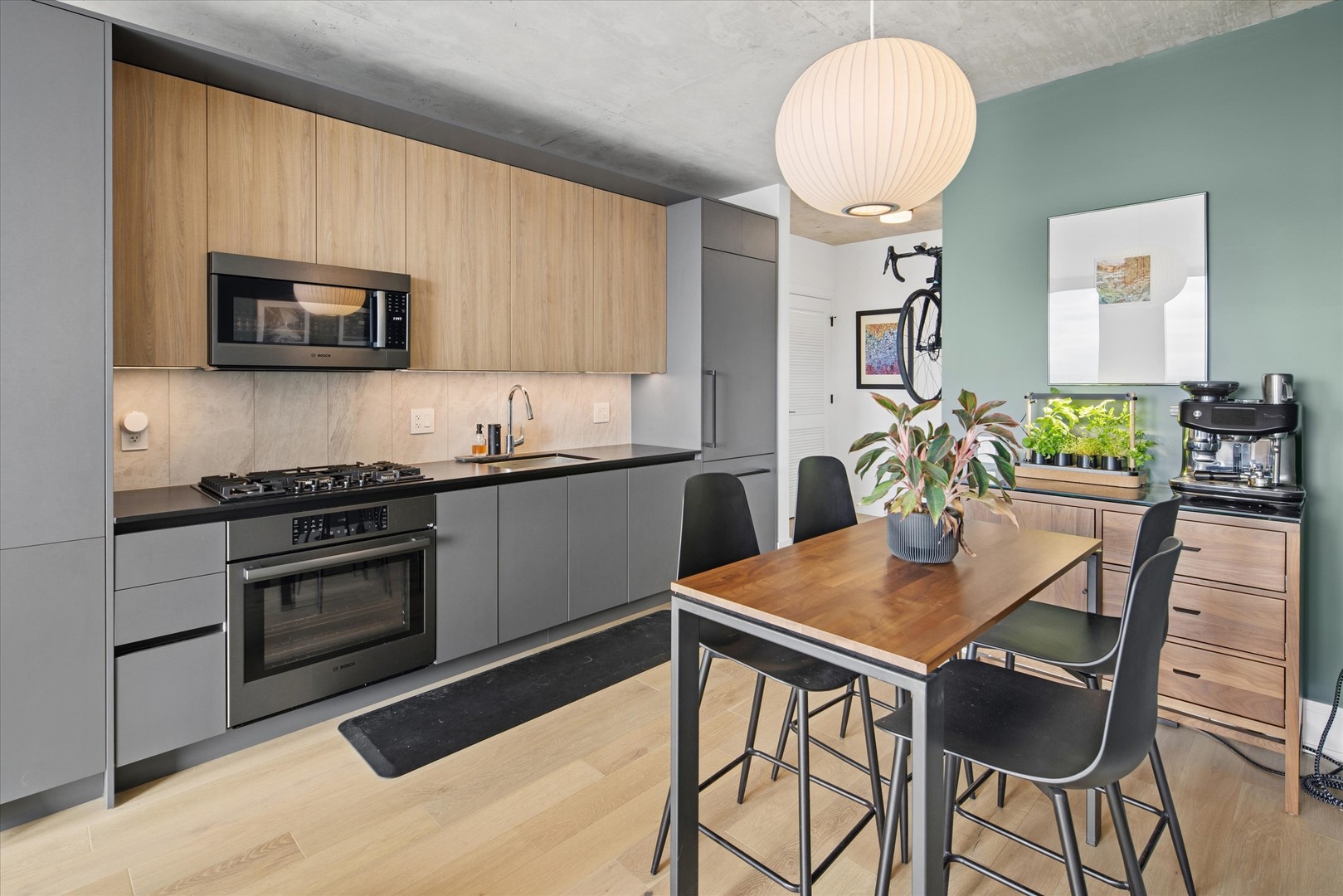 234 West Polk Street, Unit 2607 Chicago, IL 60607 - Photo 5 of 25