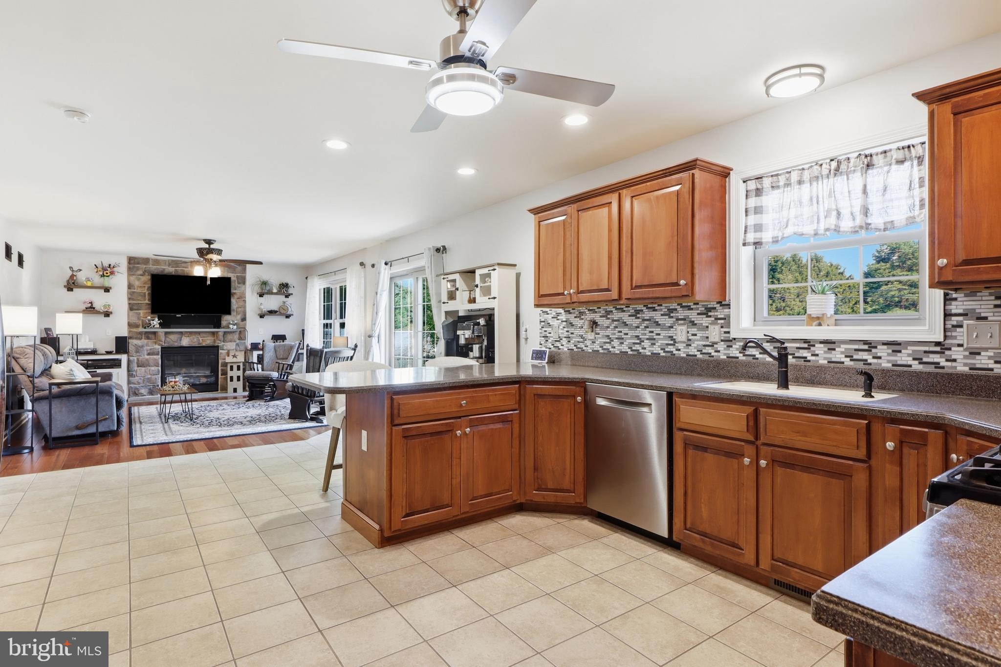 6123 Jennifer Lane Spring Grove, PA 17362 - Photo 17 of 69 Gallery Image 17