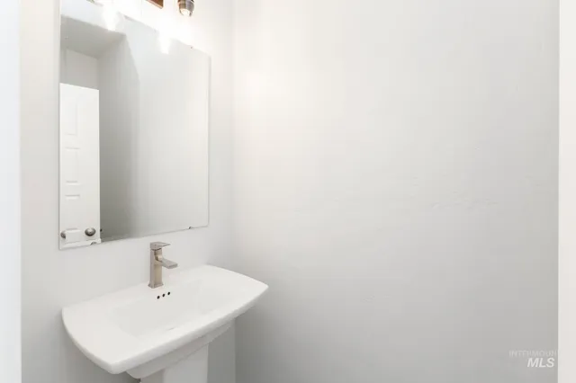 $739,990 | 5408 West Yarnell Street, Eagle, ID 83616