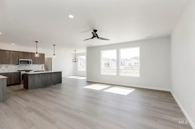 $739,990 | 5408 West Yarnell Street, Eagle, ID 83616