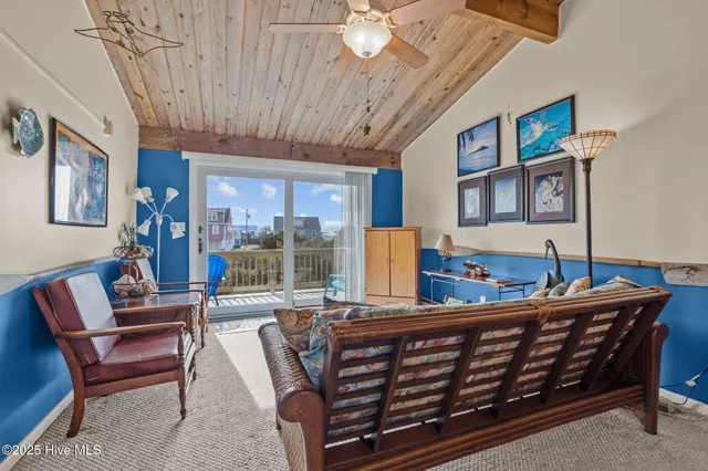 $550,000 | 104 Robin Avenue, Atlantic Beach, NC 28512