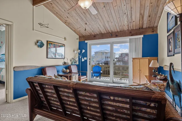 $550,000 | 104 Robin Avenue, Atlantic Beach, NC 28512